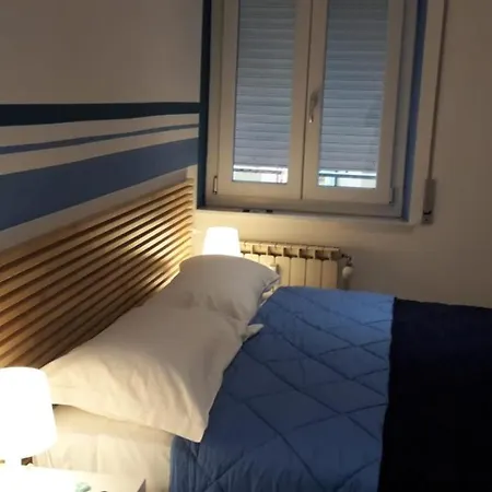 Guest house Parfumerie 5 Terre 3*