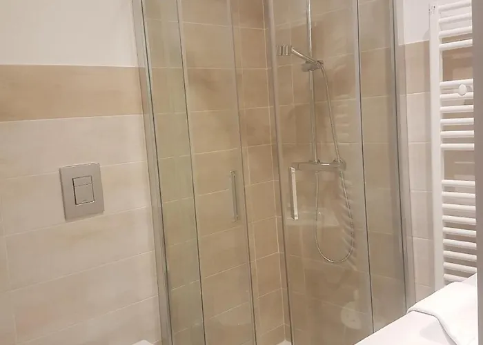 Parfumerie 5 Terre Guest house 4*